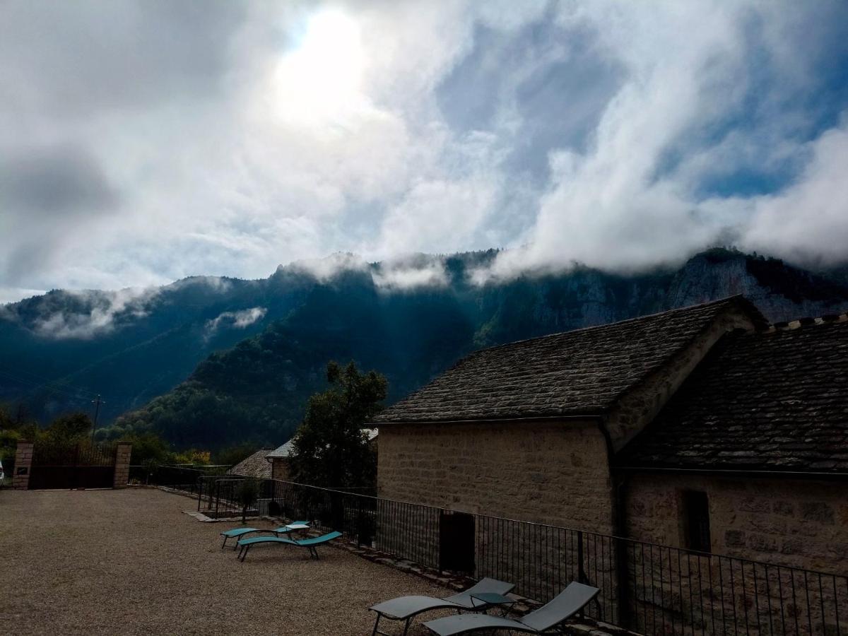 La Voutee 5 Epis Avec Bain Finlandais Prive Au Manoir Du Charme Gorges Du Tarn Acomodação com café da manhã Quezac  Exterior foto