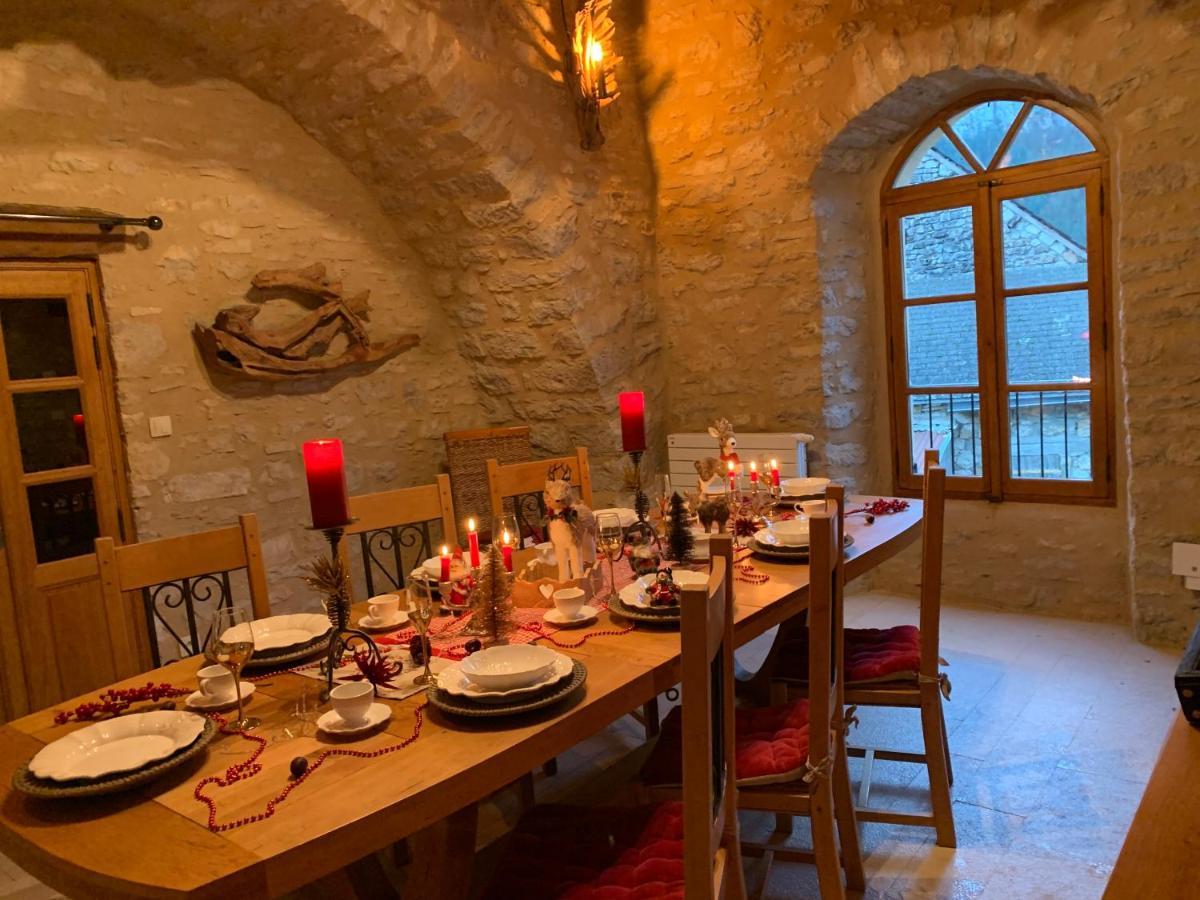 La Voutee 5 Epis Avec Bain Finlandais Prive Au Manoir Du Charme Gorges Du Tarn Acomodação com café da manhã Quezac  Exterior foto