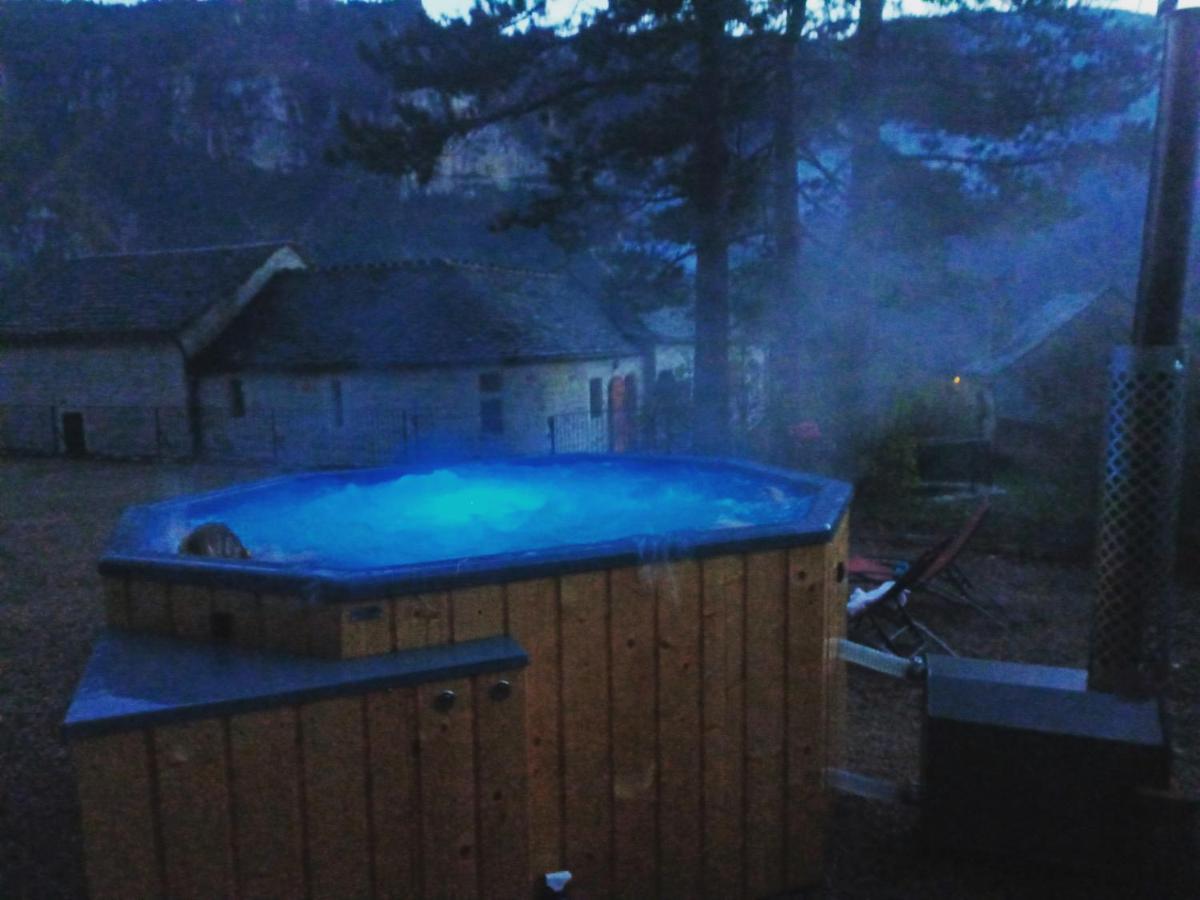La Voutee 5 Epis Avec Bain Finlandais Prive Au Manoir Du Charme Gorges Du Tarn Acomodação com café da manhã Quezac  Exterior foto
